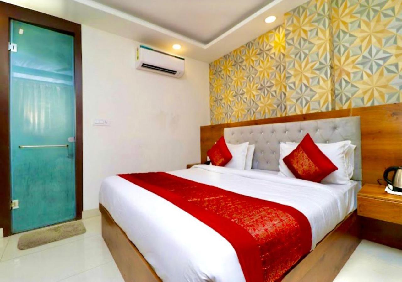 Hotel Qubic Stay By Igi Airport New Delhi Exterior photo