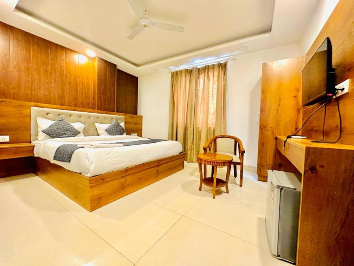 Hotel Qubic Stay By Igi Airport New Delhi Exterior photo