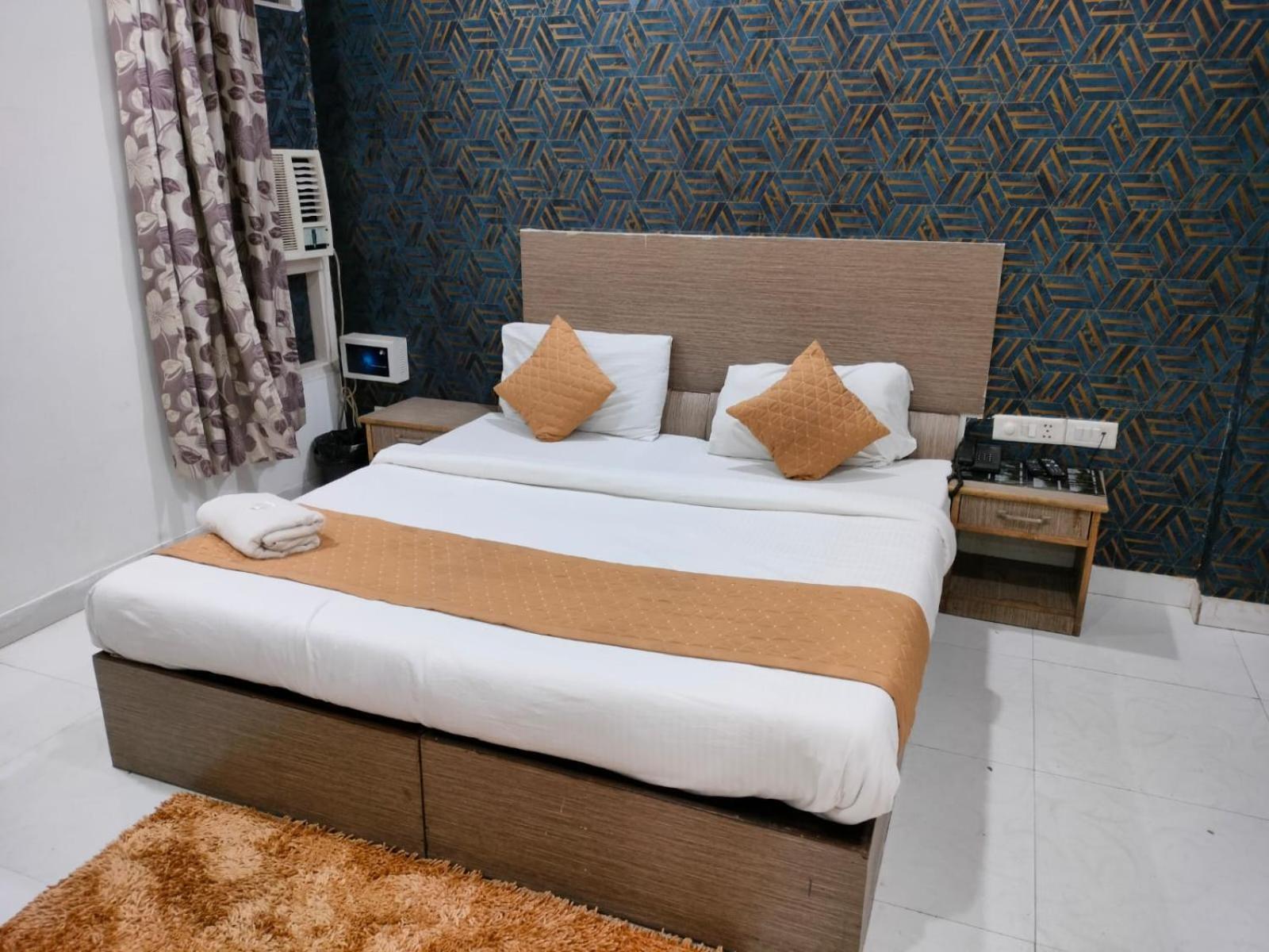 Hotel Qubic Stay By Igi Airport New Delhi Exterior photo